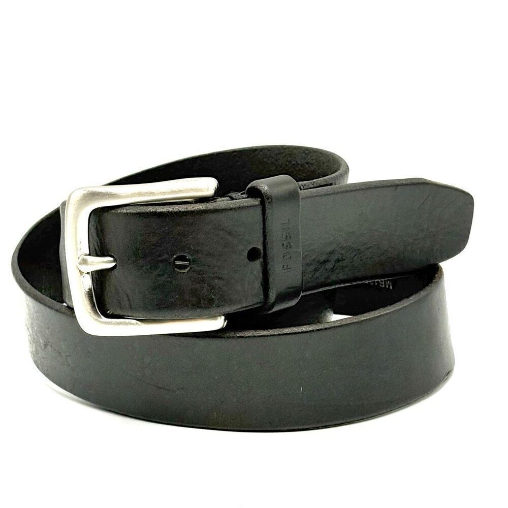 Fossil Vintage Black Leather Belt Silver Buckle - US 42